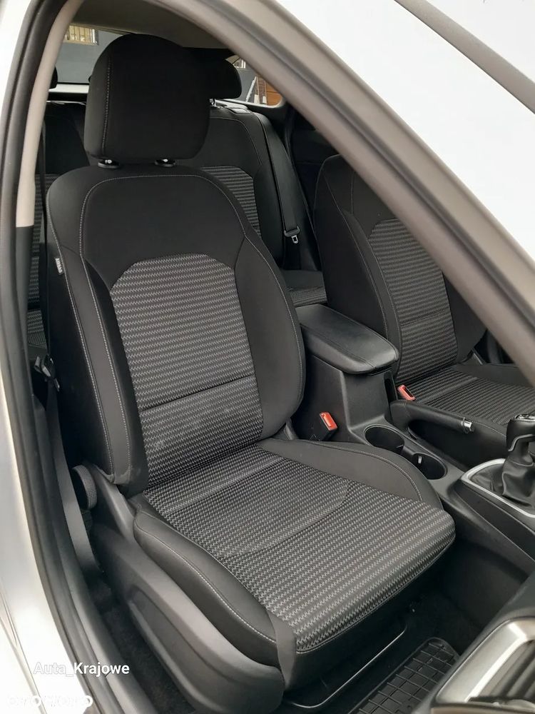 Kia Ceed 1.5 T-GDI M - 25