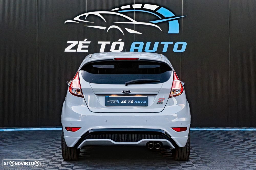Ford Fiesta - 5