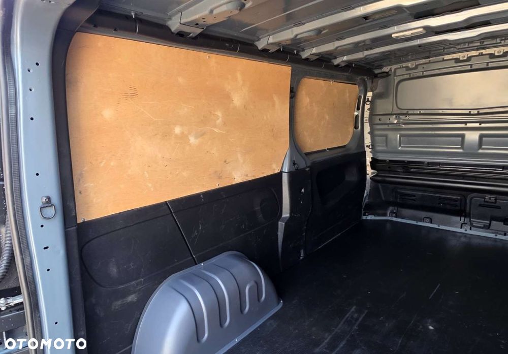 Renault Trafic - 29