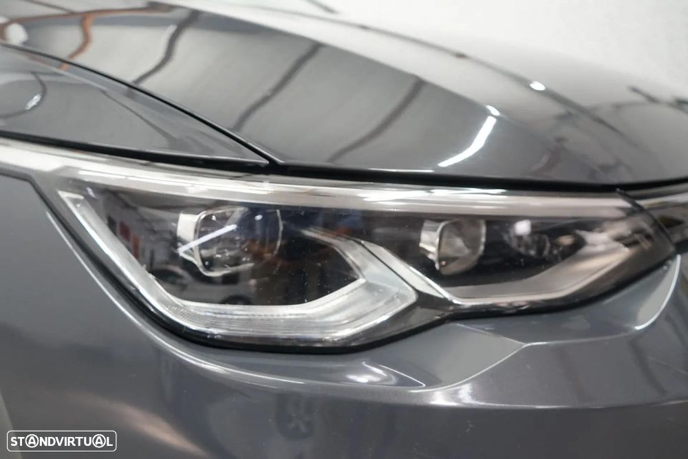 VW Golf - 5