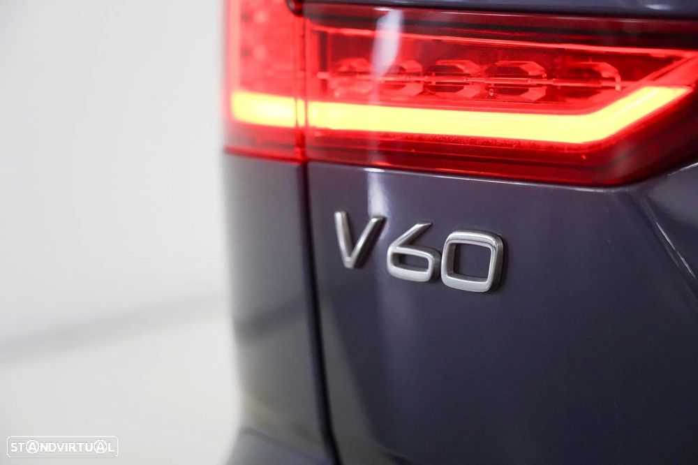 Volvo V60 Cross Country 2.0 B4 Geartronic - 25