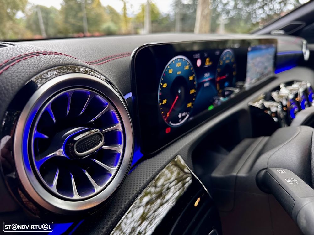 Mercedes-Benz CLA 250 e 8G-DCT AMG Line - 11