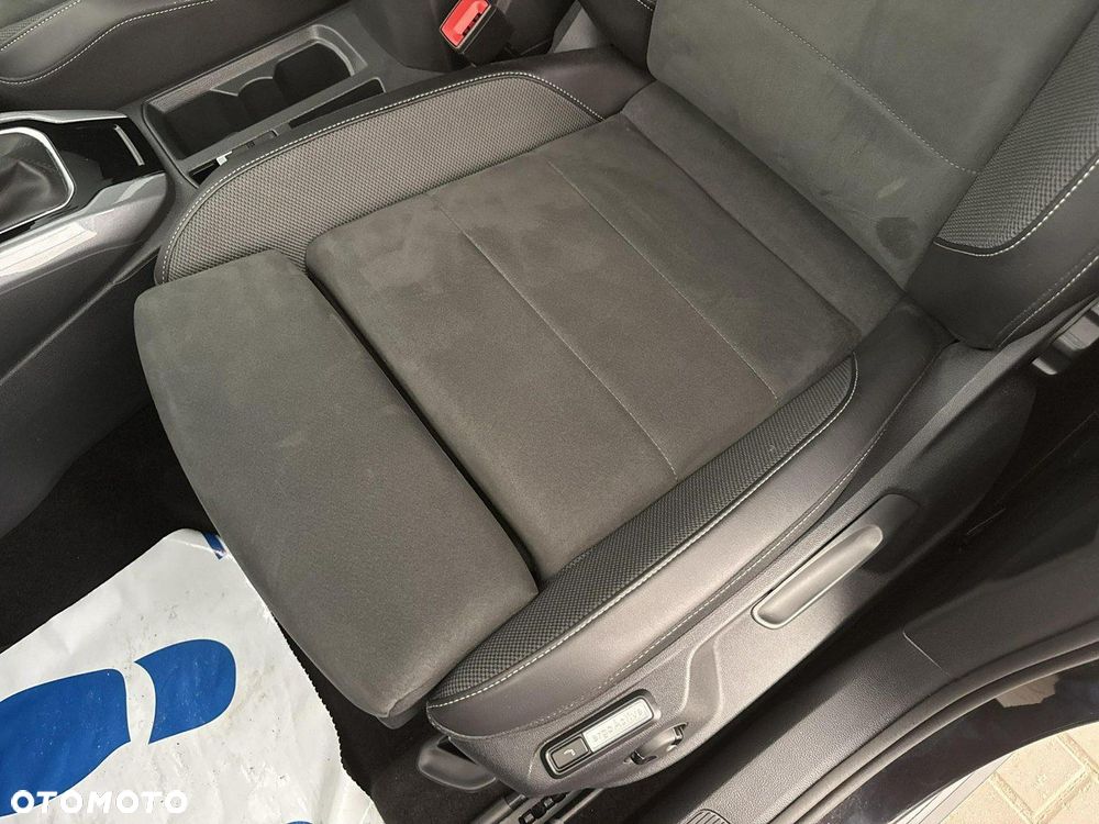 Volkswagen T-Roc - 18
