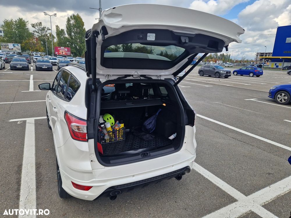 Ford Kuga 2.0 TDCi 4WD Powershift ST-Line - 5