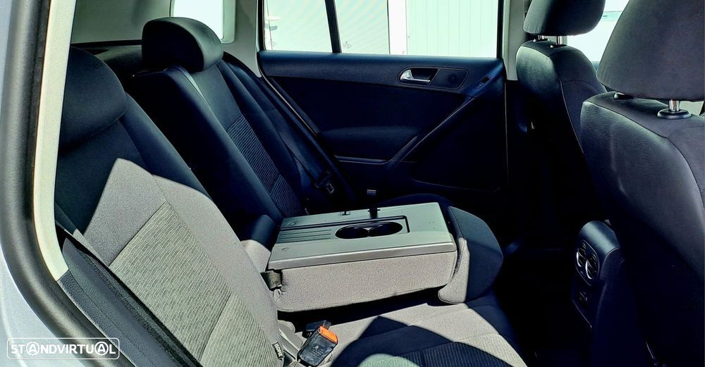 VW Tiguan 2.0 TDi Trend BlueMotion - 26