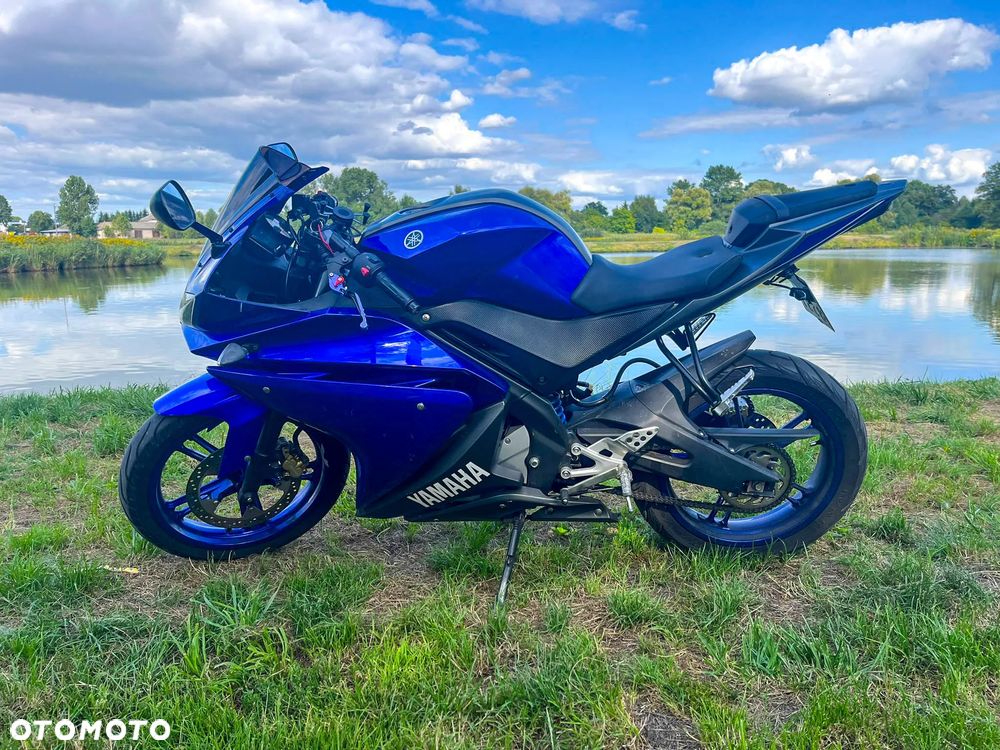 Yamaha YZF - 3