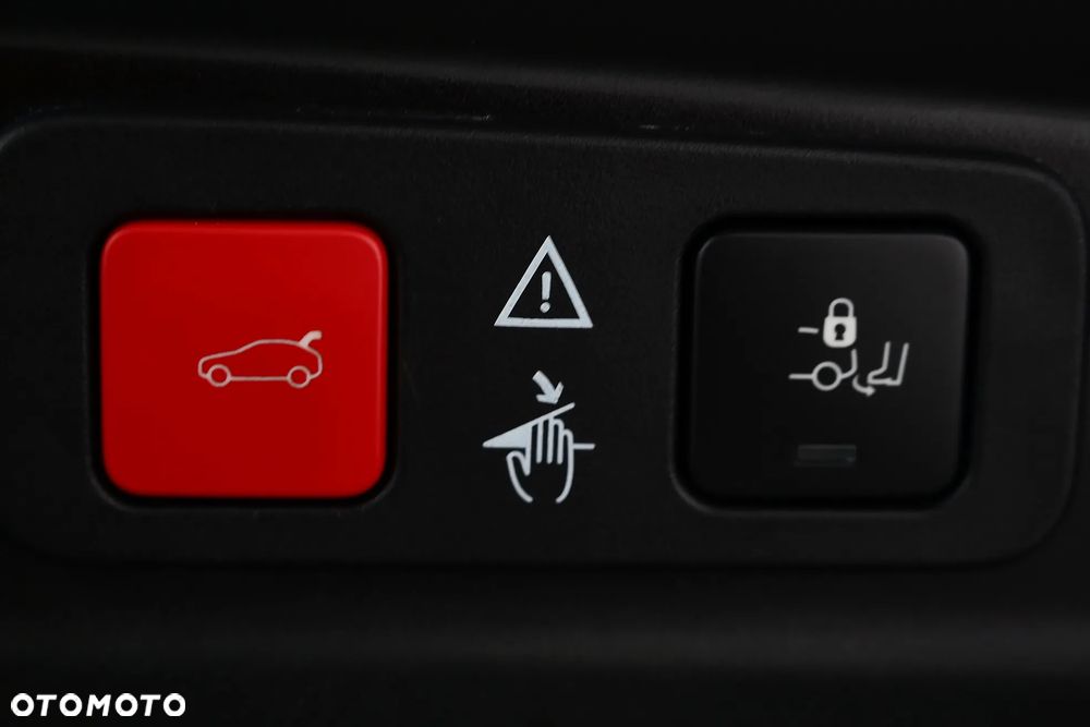 Peugeot 5008 2.0 BlueHDI GT S&S EAT8 - 36