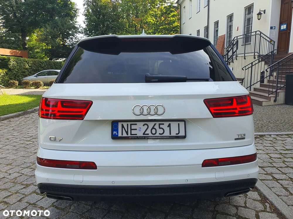 Audi Q7 3.0 TDI ultra Quattro Tiptronic - 5