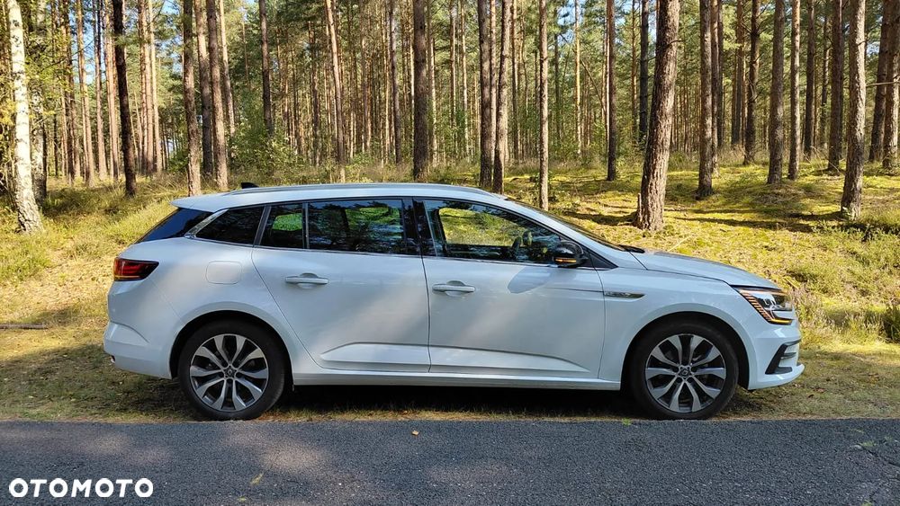 Renault Megane 1.5 Blue dCi Techno EDC - 6