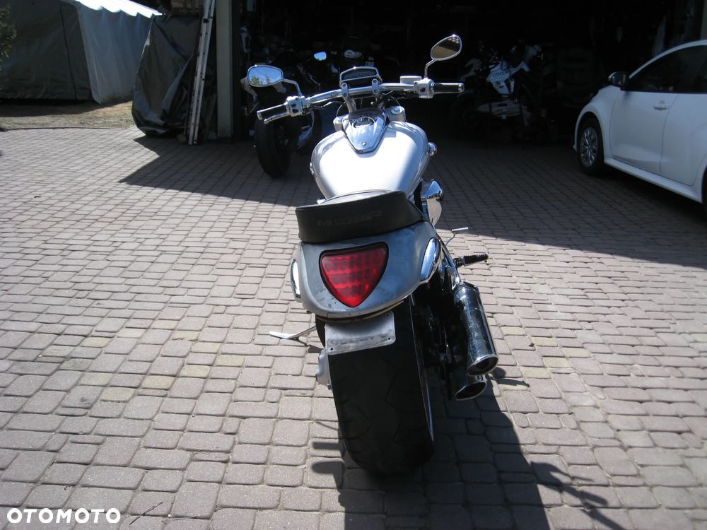 Suzuki Boulevard - 4
