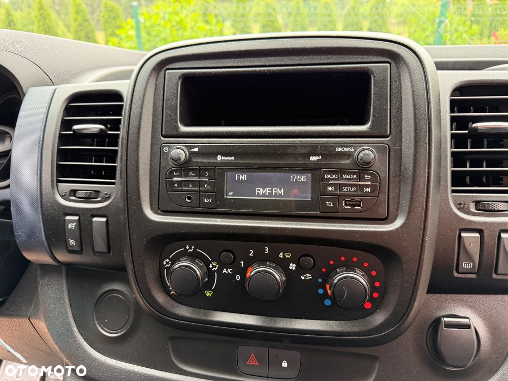 Opel VIVARO - 26