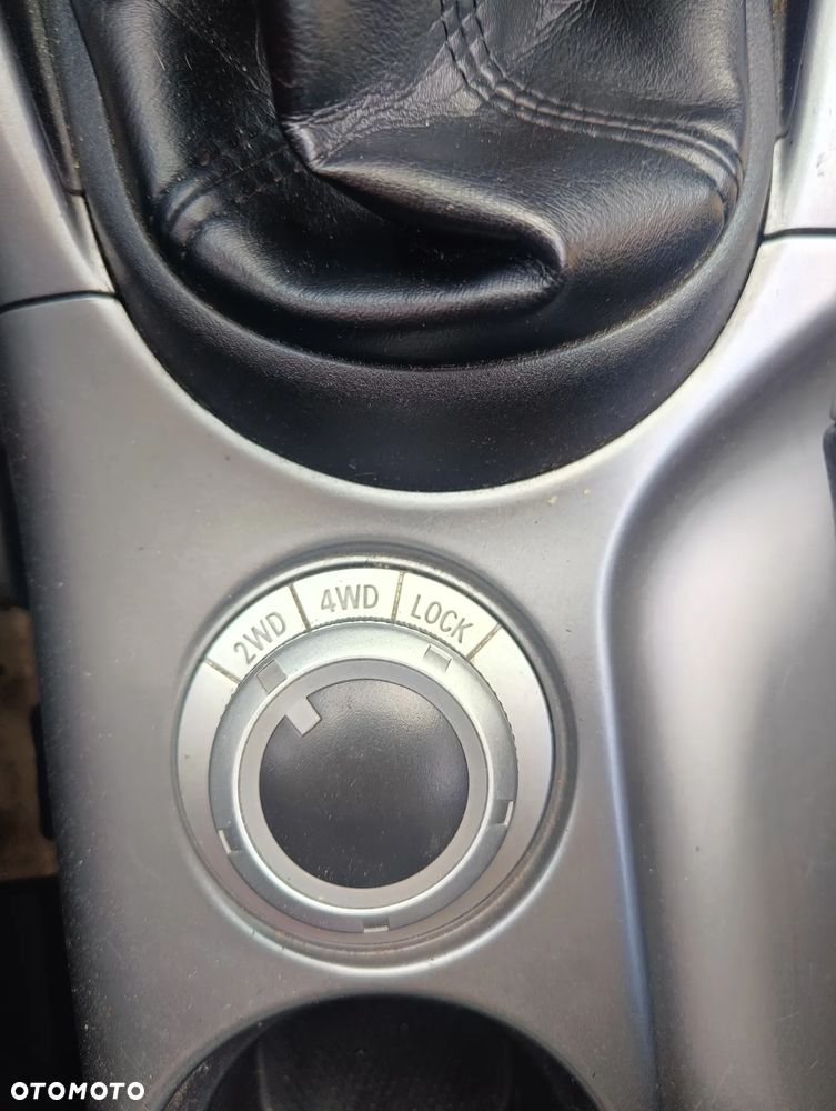 Peugeot 4007 2.2HDi Platinum Euro5 - 24