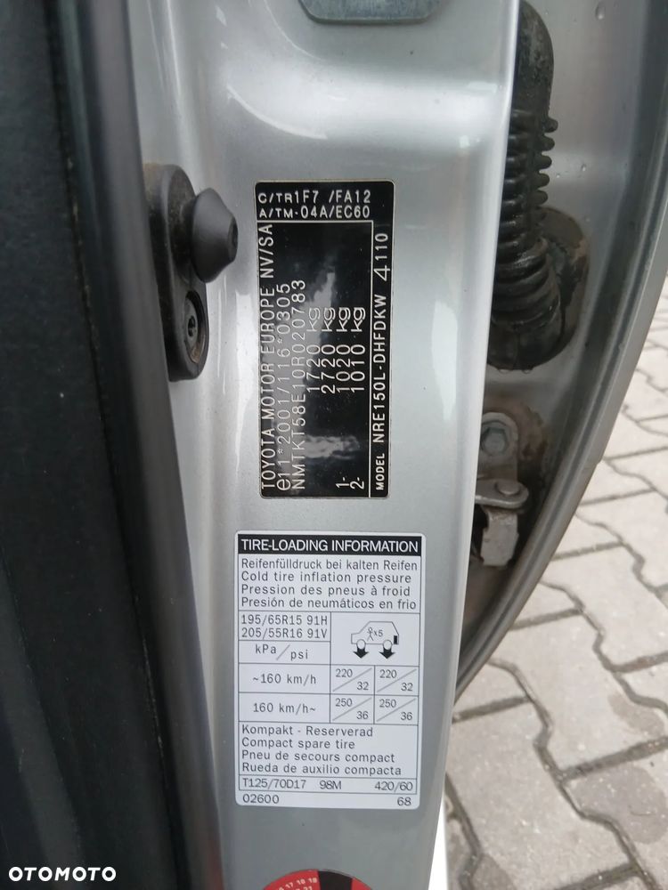 Toyota Auris 1.33 VVT-i Terra - 15