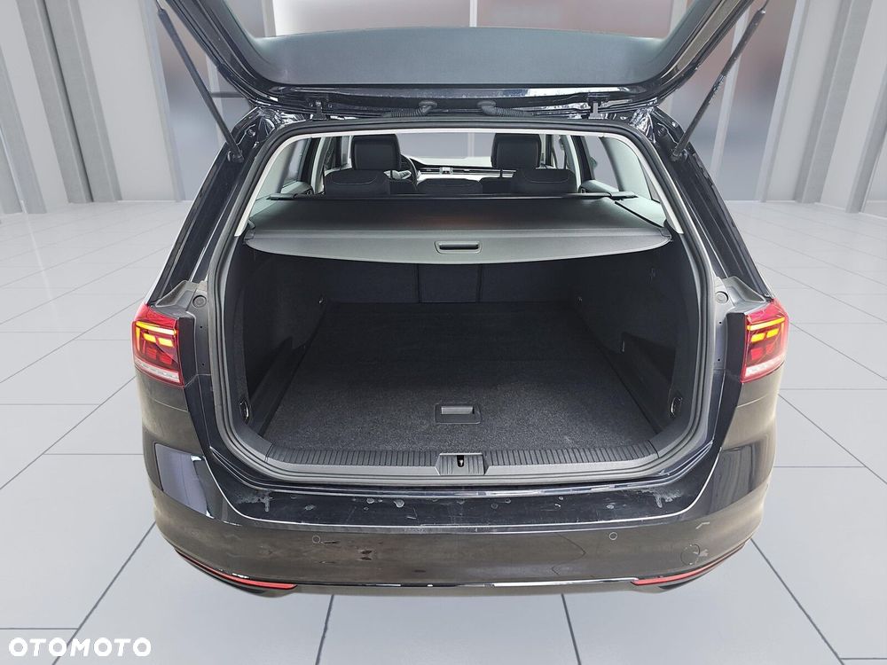 Volkswagen Passat Variant 1.5 TSI EVO Business DSG - 17