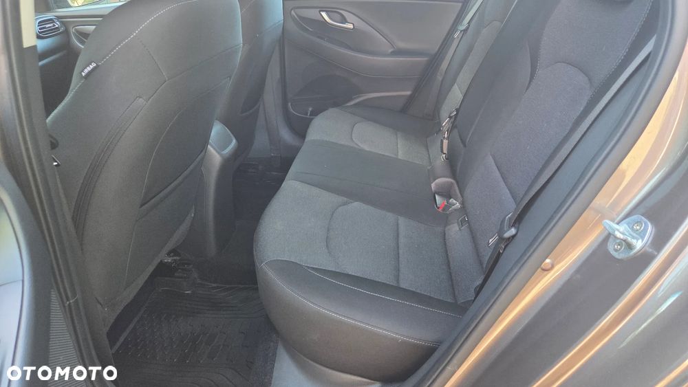 Hyundai i30 1.5 T-GDI 48V Premium - 6
