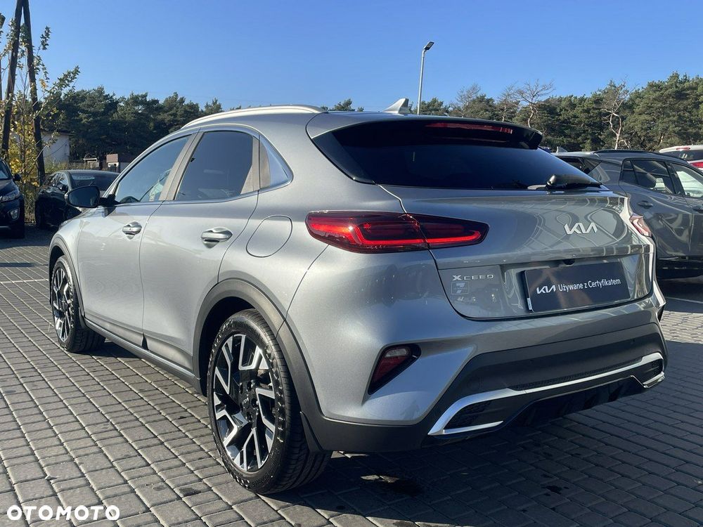 Kia XCeed 1.5 T-GDI Business Line DCT - 3