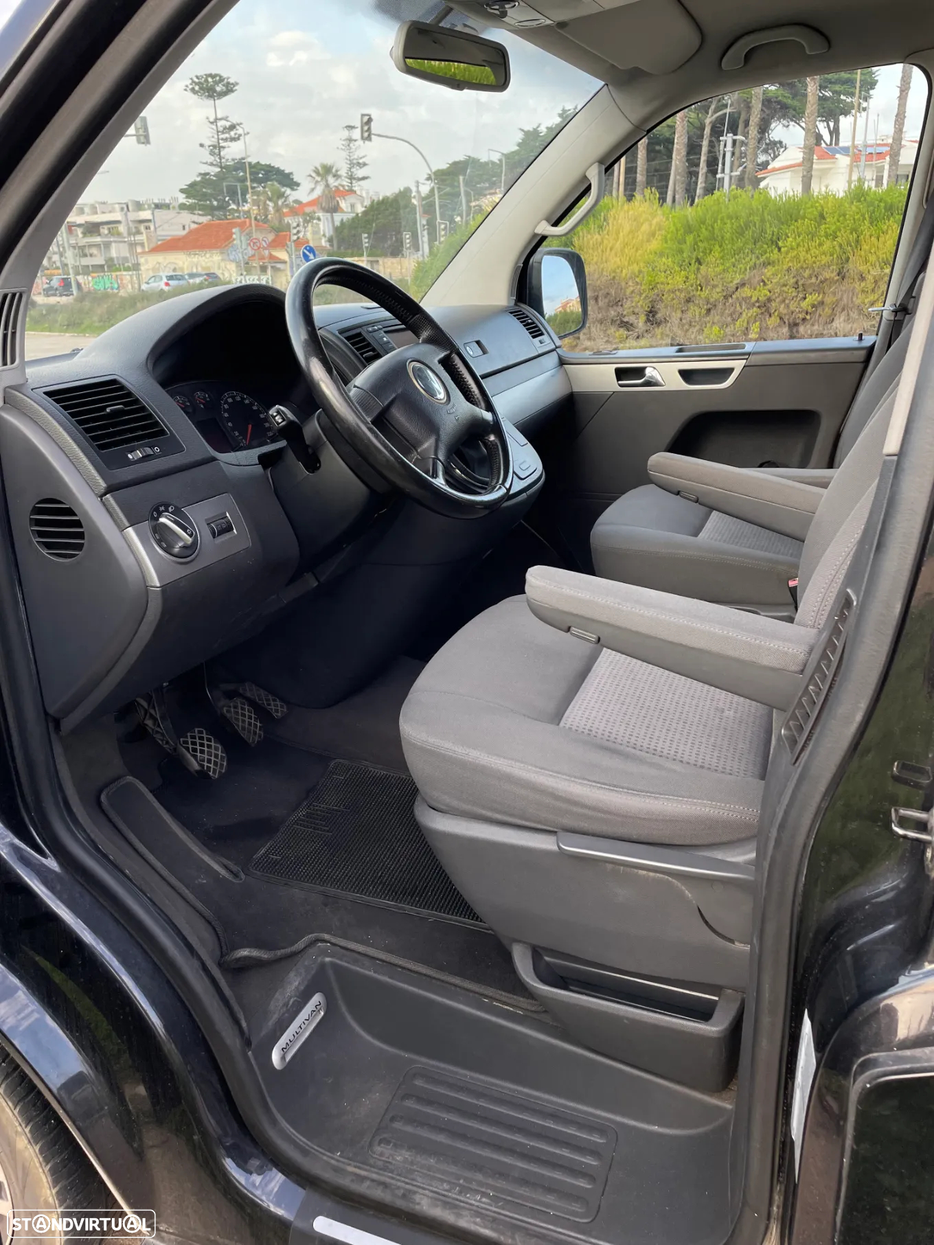 VW T5 Multivan (Campervan) - 8