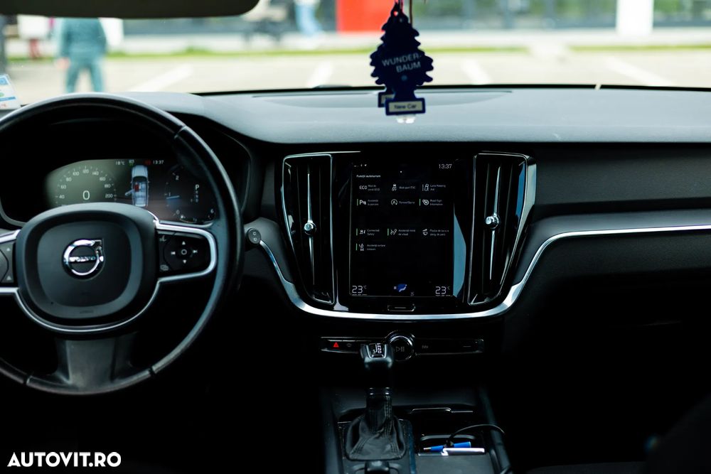 Volvo V60 D3 Geartronic Momentum Pro - 15