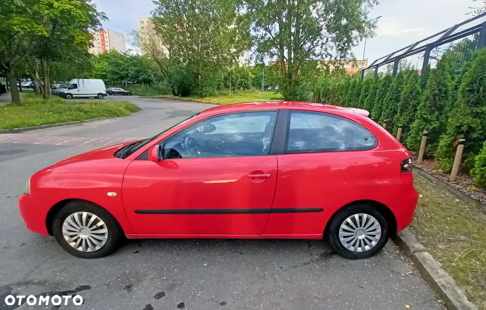 Seat Ibiza 1.4 16V Reference - 4