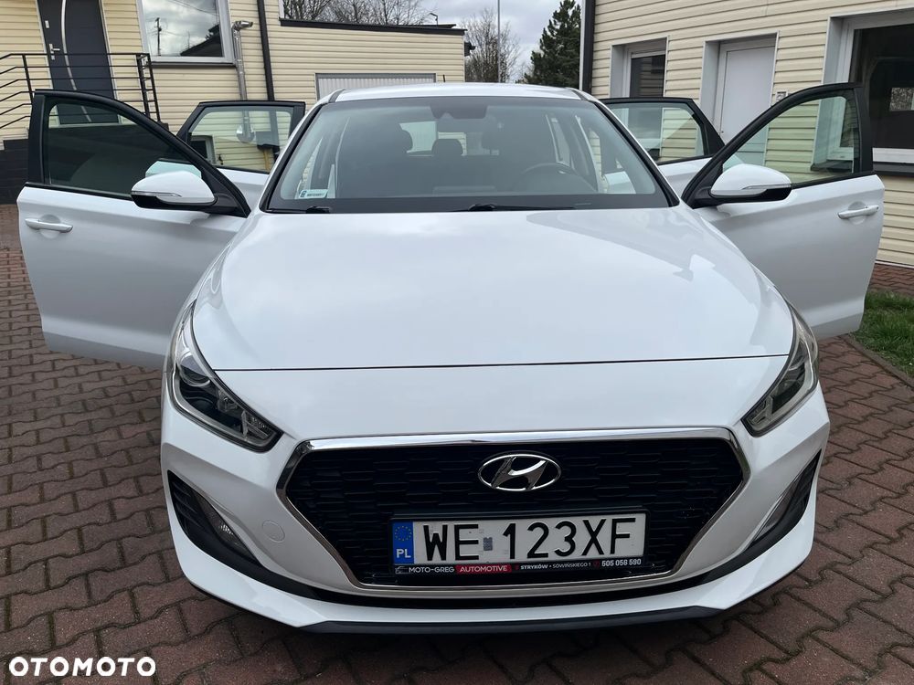 Hyundai i30 1.4 Classic + - 33