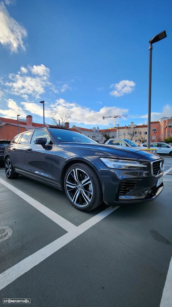 Volvo V60 2.0 T8 AWD TE R-Design - 1
