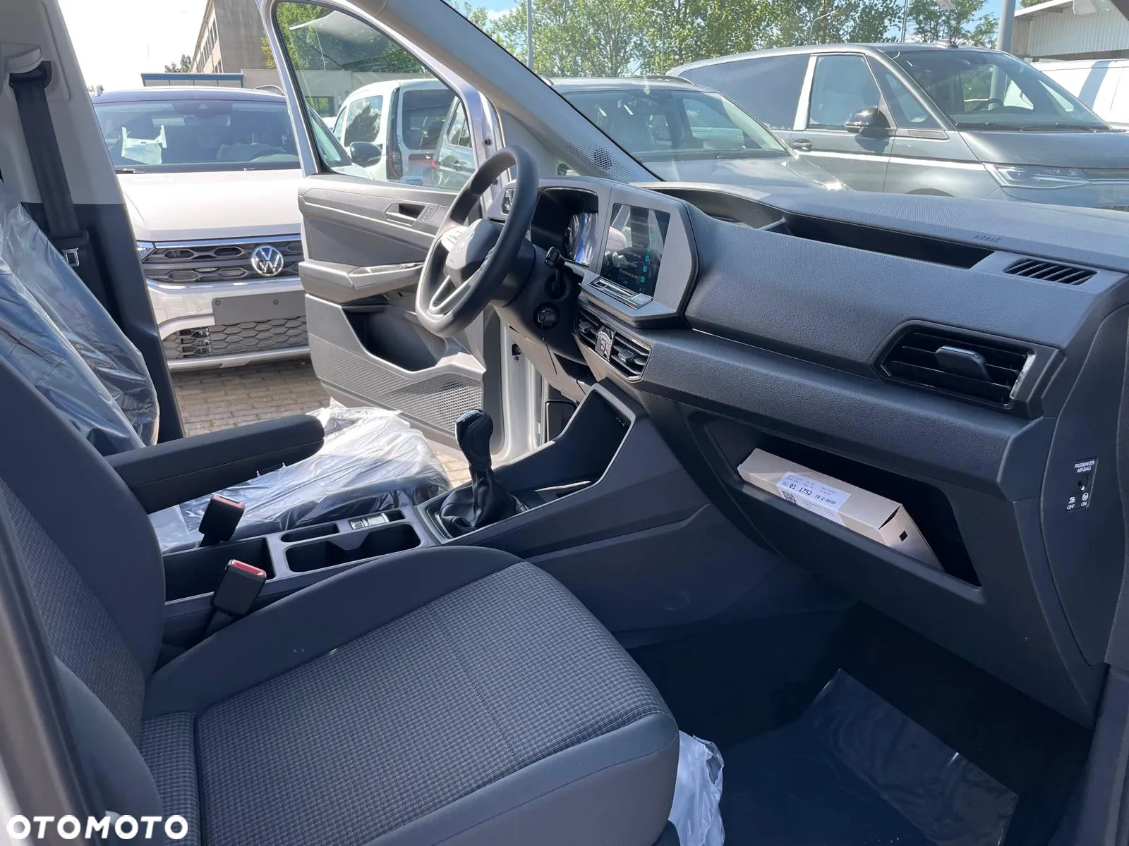 Volkswagen Caddy Cargo - 24