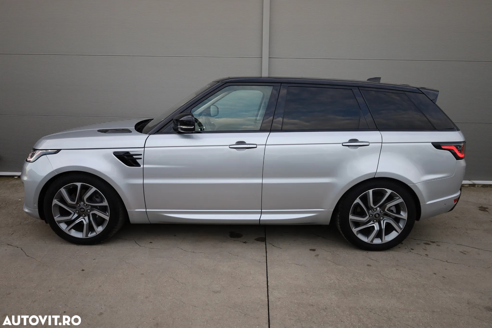 Land Rover Range Rover Sport - 3