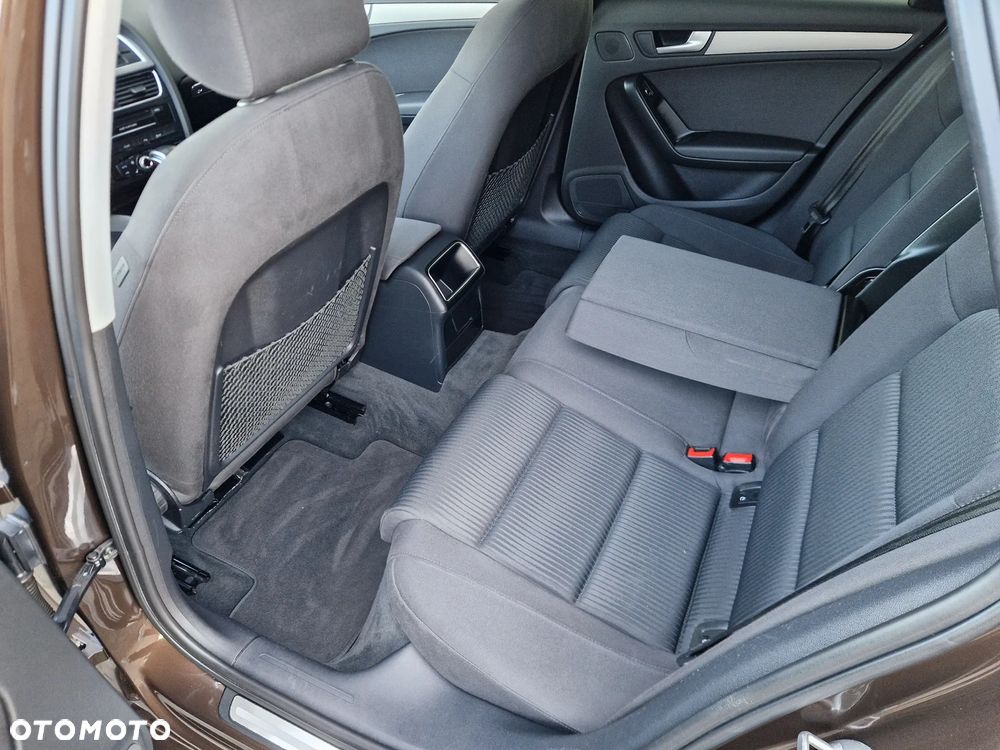 Audi A4 Avant 2.0 TDI Multitronic - 35