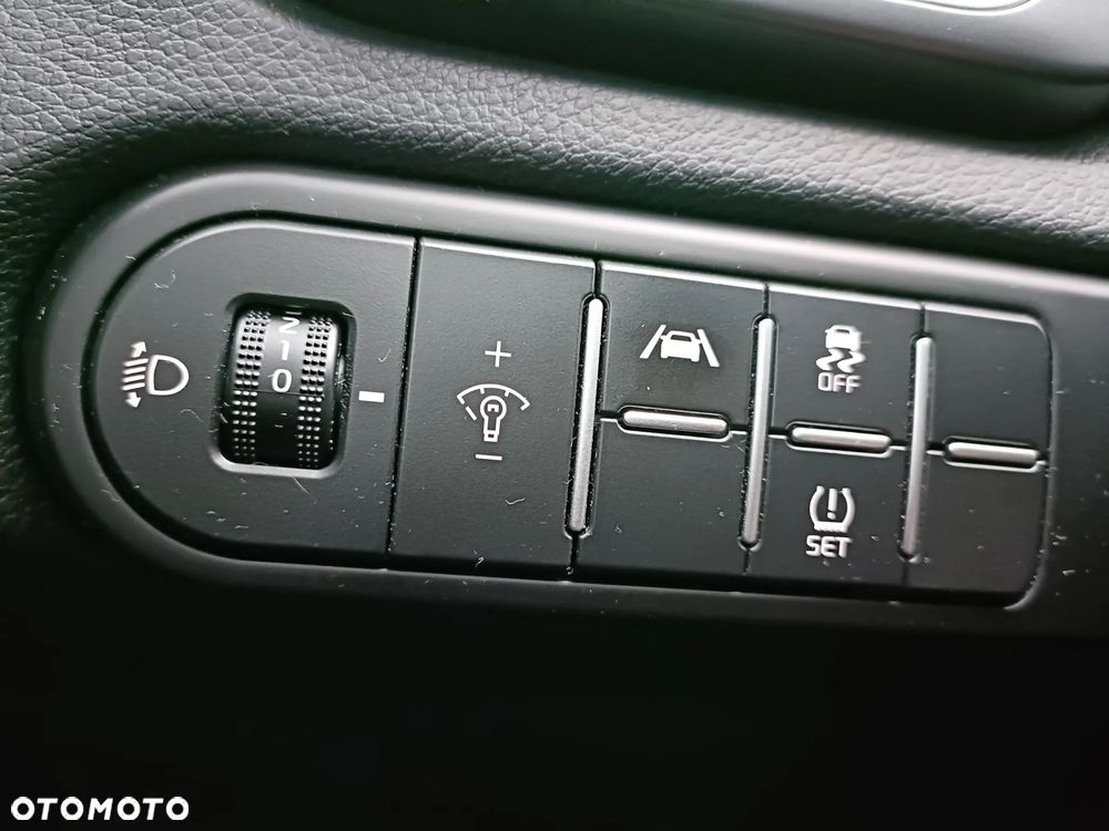 Kia XCeed 1.5 T-GDI M - 19