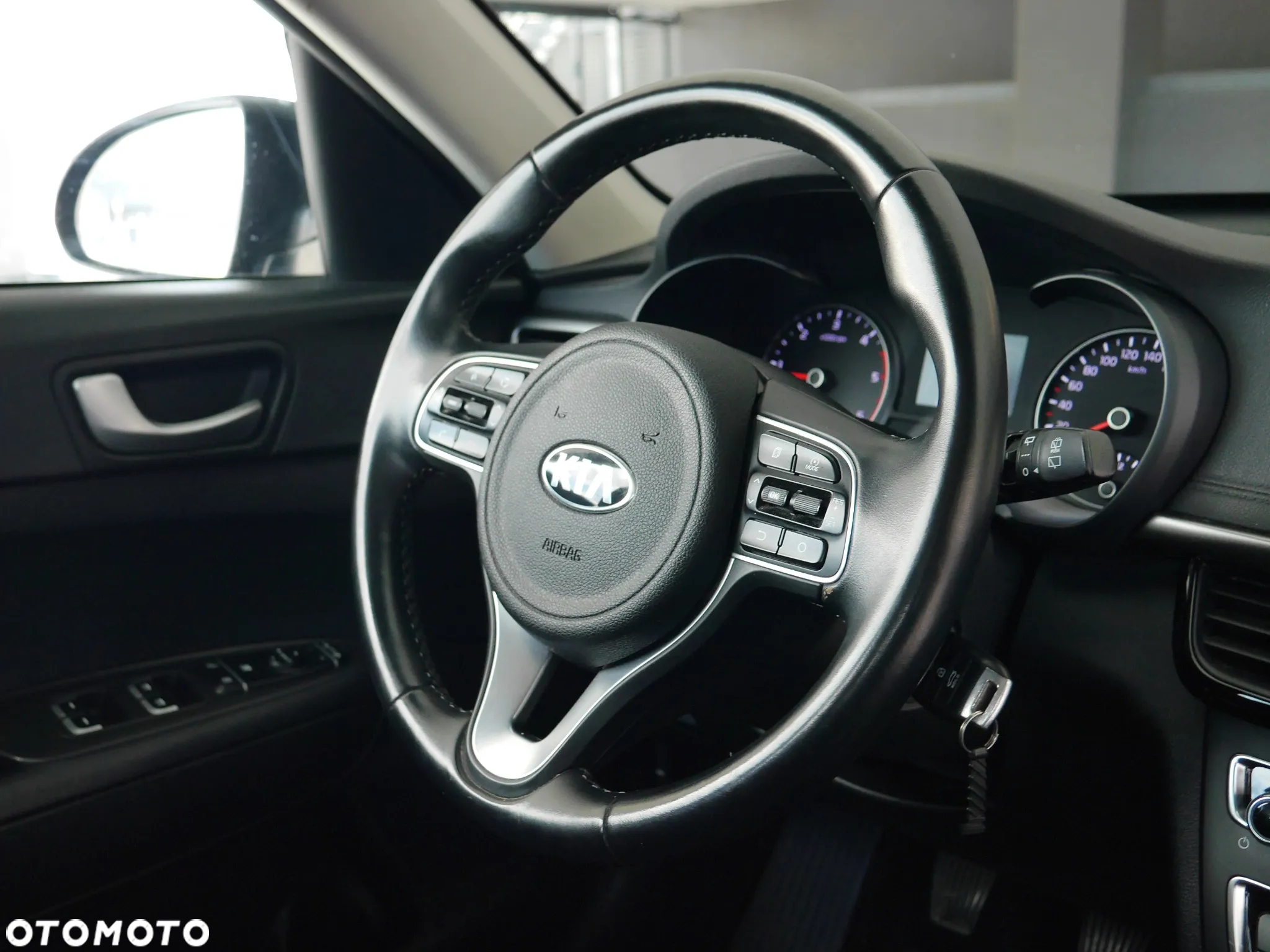Kia Optima 1.7 CRDI M - 10