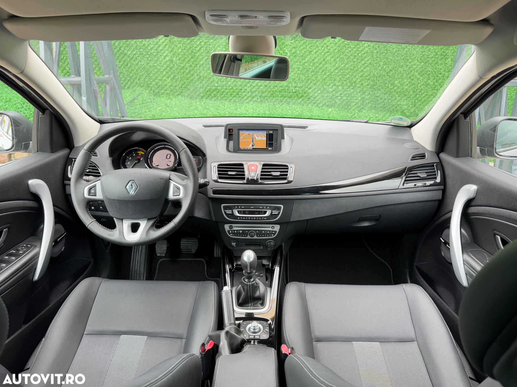 Renault Megane dCi 130 FAP BOSE Edition - 8