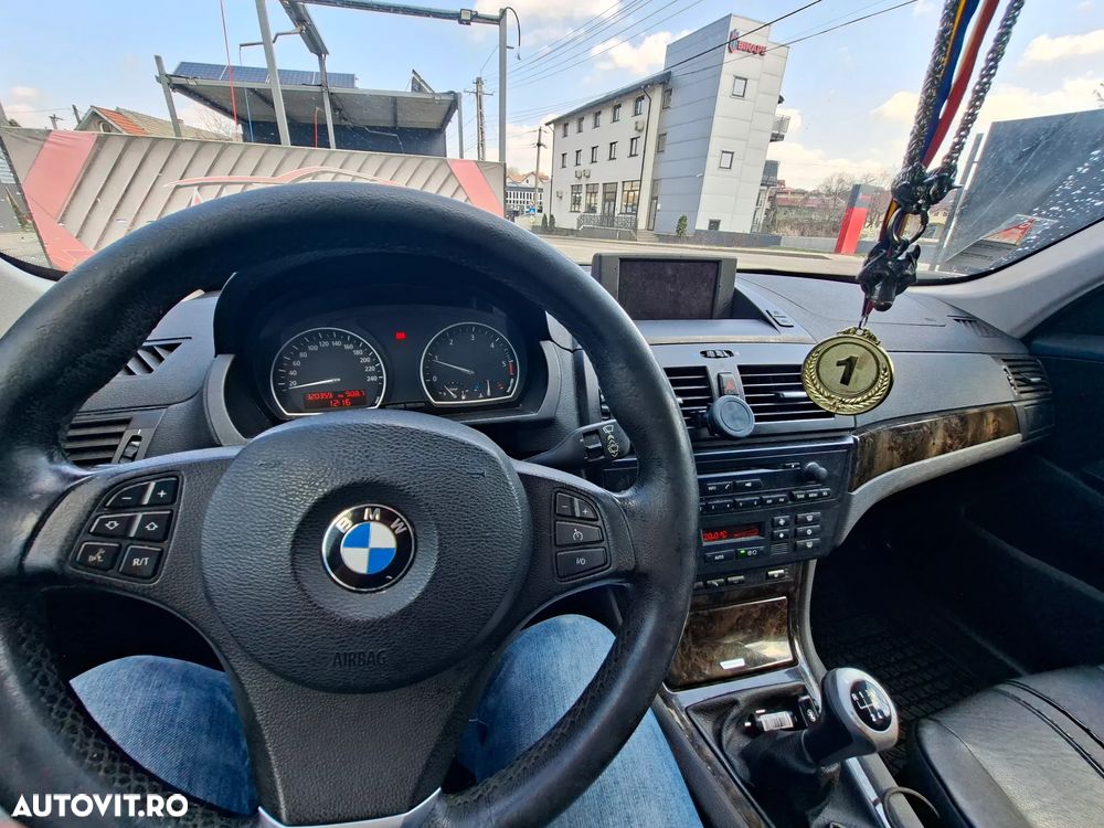 BMW X3 2.0d - 6