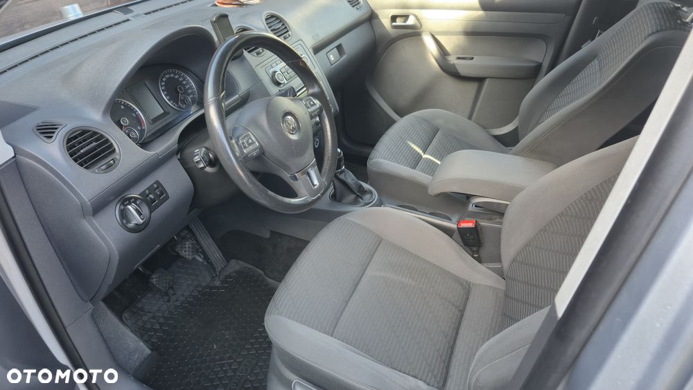 Volkswagen Caddy - 9
