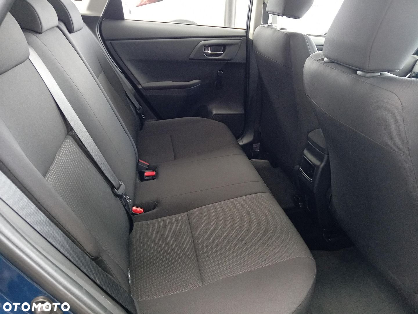 Toyota Auris - 12