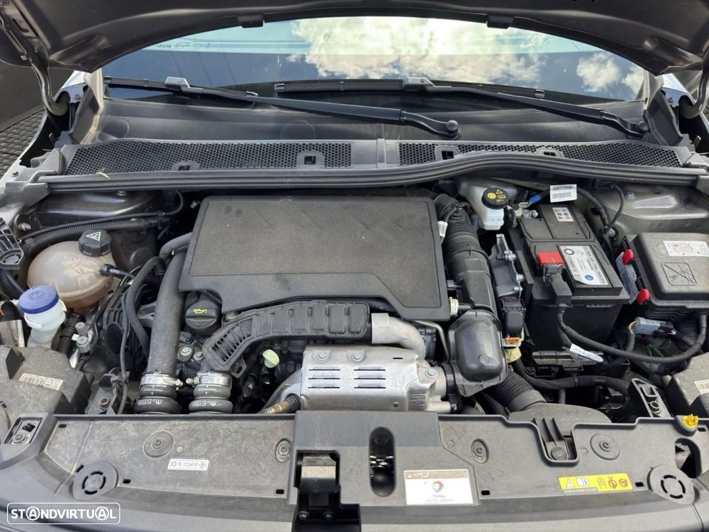 Peugeot 208 1.2 PureTech GT EAT8 - 26