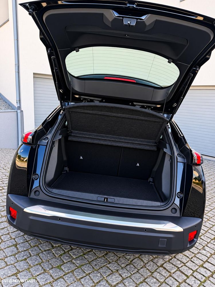 Peugeot 2008 - 4