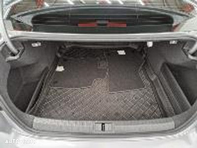 Volkswagen Passat - 15