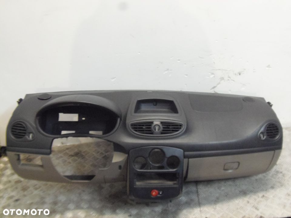 RENAULT CLIO III DESKA ROZDZIELCZA KOKPIT KONSOLA - 1