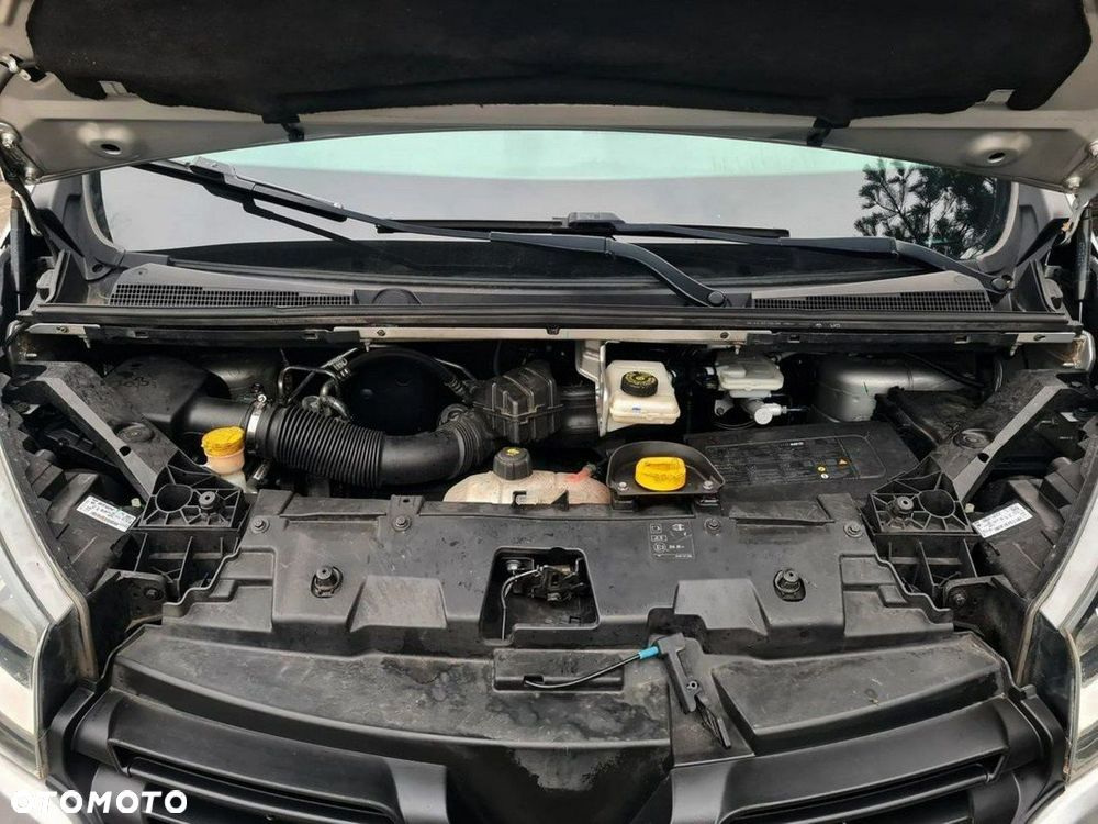 Renault Trafic - 8