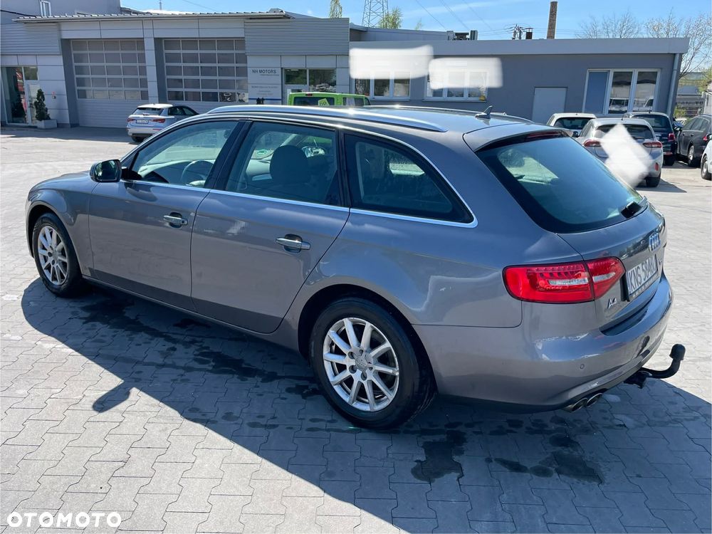 Audi A4 Avant 2.0 TDI DPF multitronic Attraction - 5