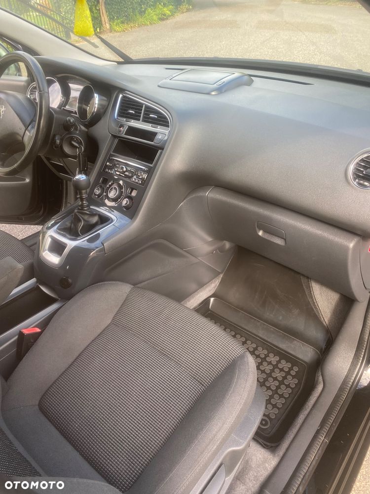 Peugeot 5008 1.6 BlueHDi Style 7os - 10