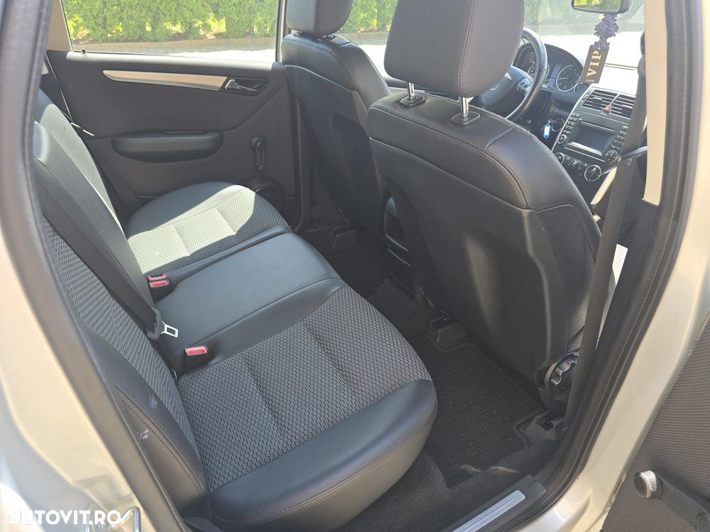 Dacia Logan MCV dCi 90 S&S Easy-R Laureate - 19
