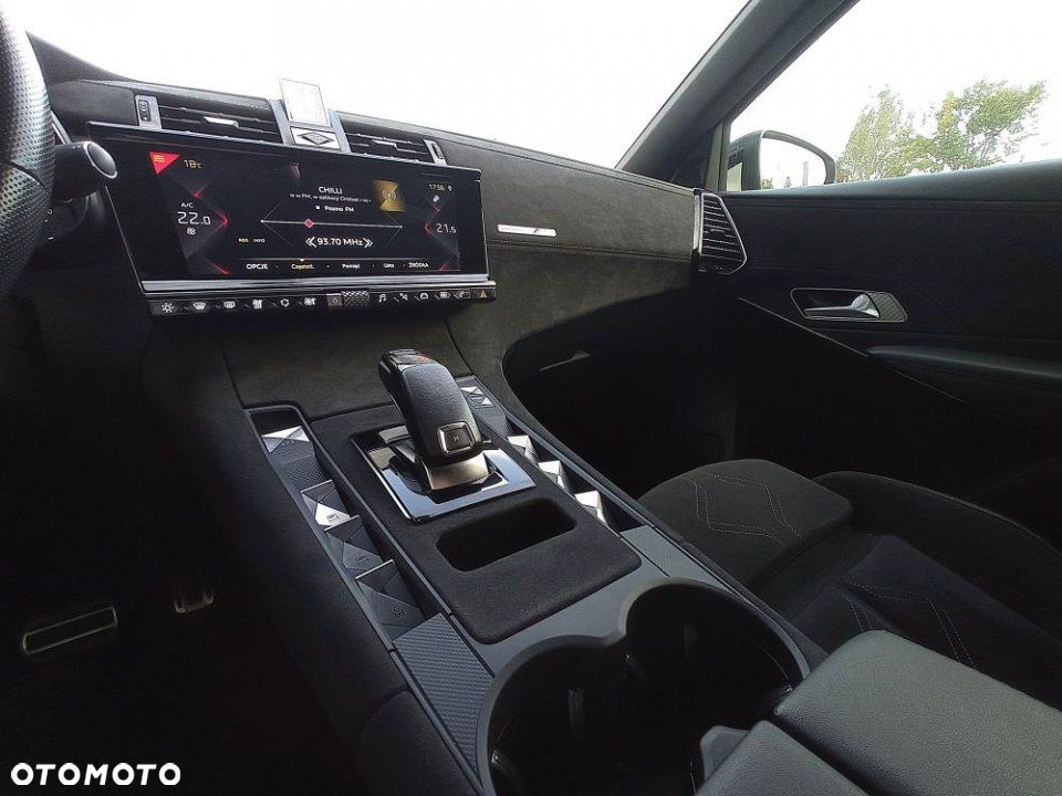 DS Automobiles DS 7 Crossback - 30