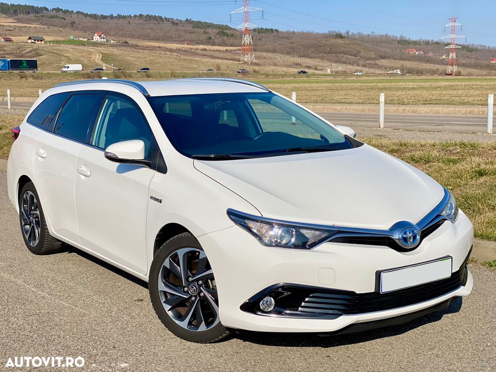 Toyota Auris 1.8 L VVT-i Sol+ - 2