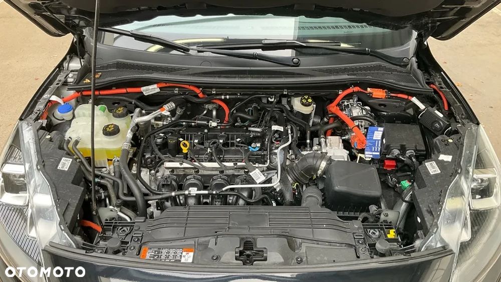 Ford Kuga 2.5P PHEV FWD Titanium X - 18