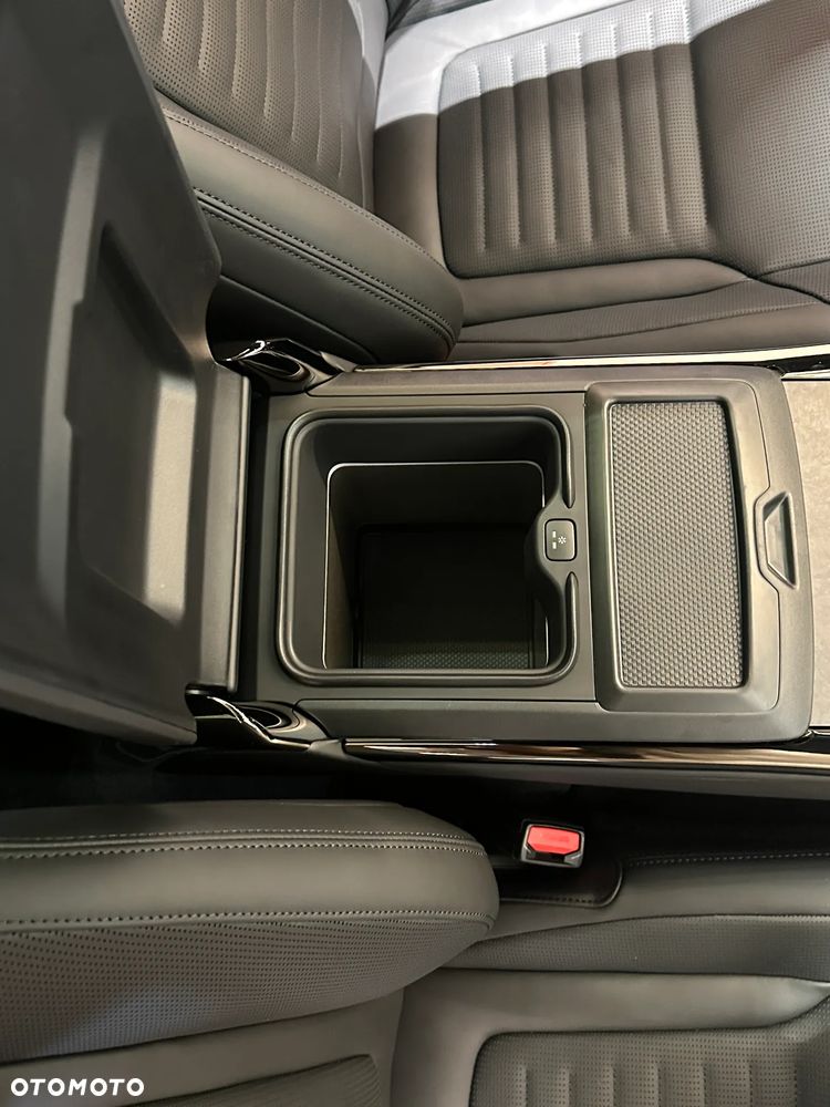 Land Rover Range Rover Sport - 27