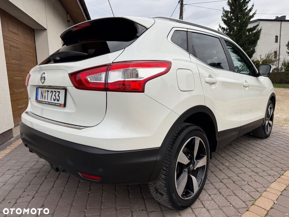 Nissan Qashqai 1.6 DIG-T N-Connecta - 35