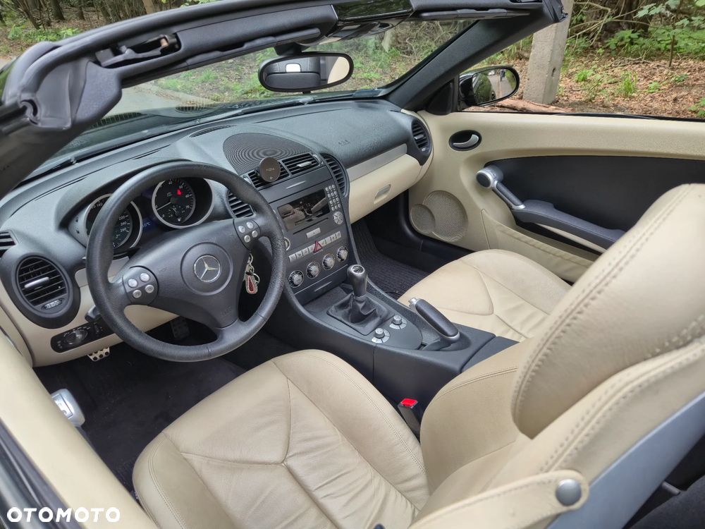 Mercedes-Benz SLK - 11