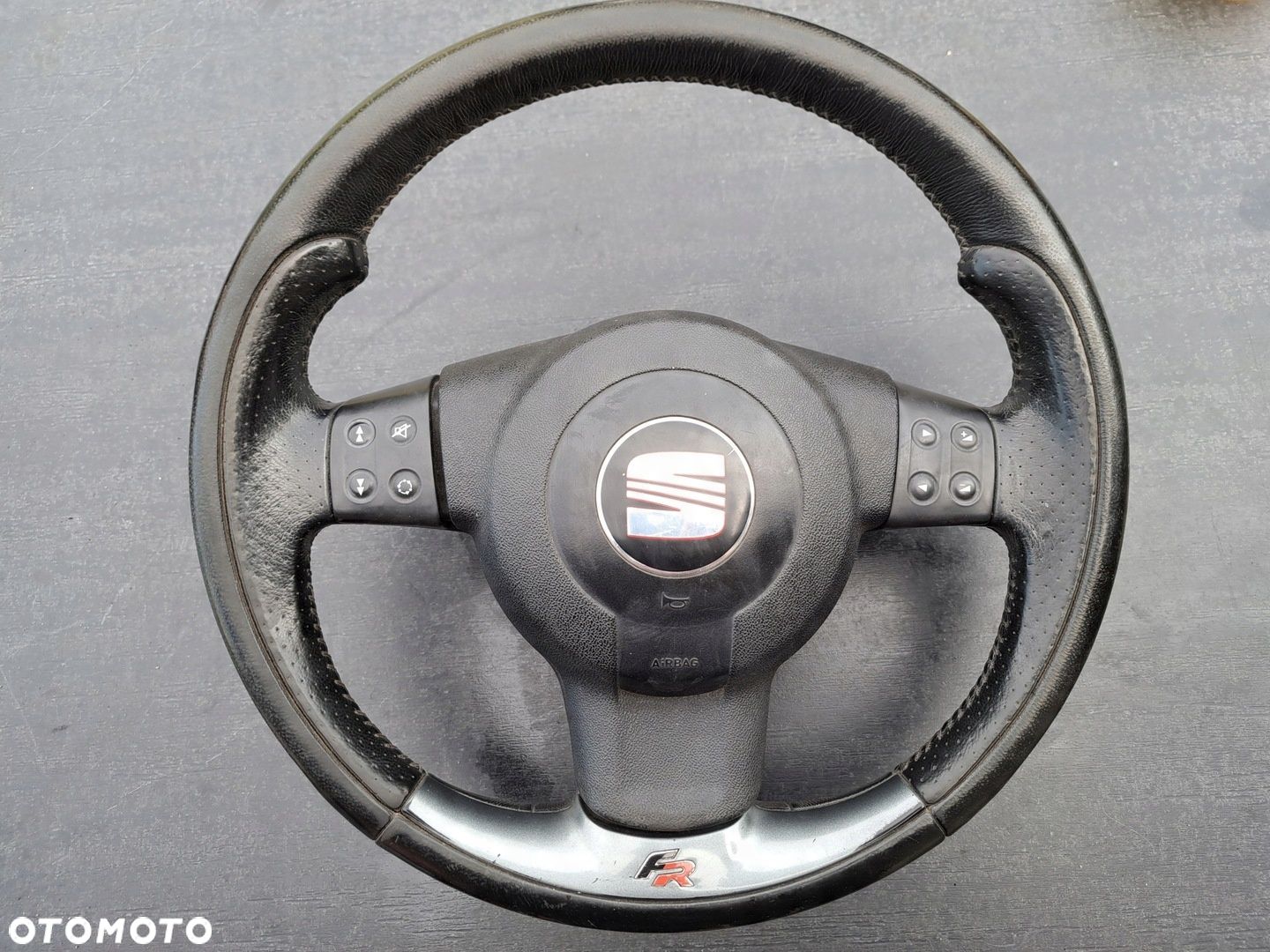 SEAT LEON CUPRA FR KIEROWNICA Z PODUSZKĄ AIRBAG - 1
