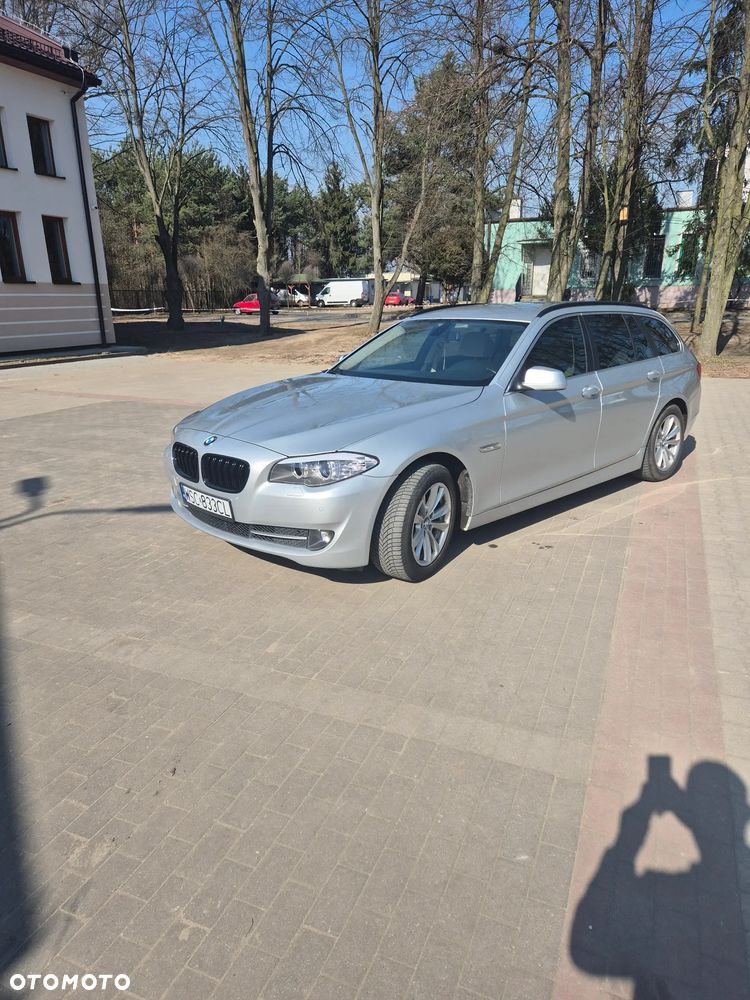 BMW Seria 5 520d Blue Performance - 1